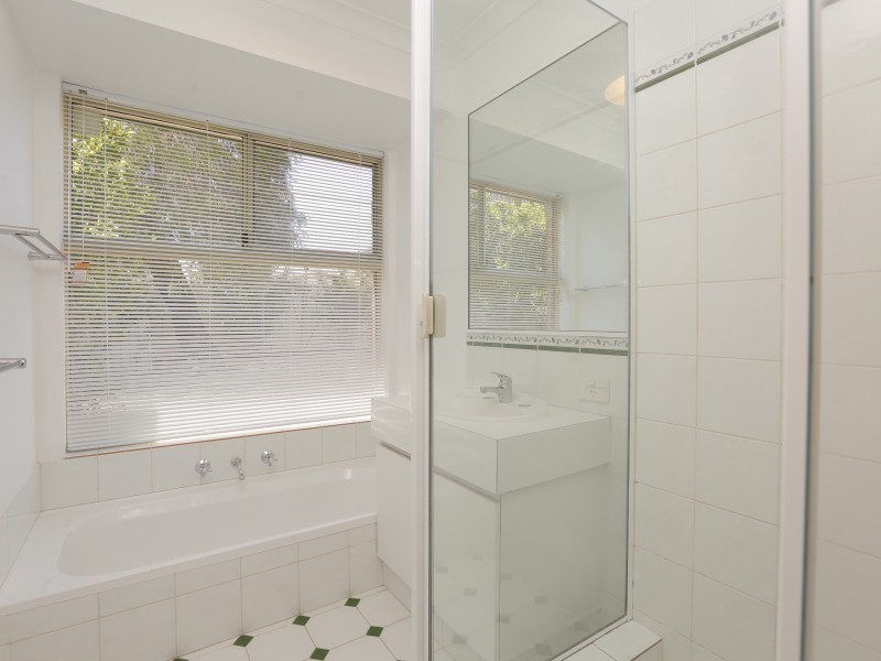 2 Hakea Court, Thornlie WA 6108