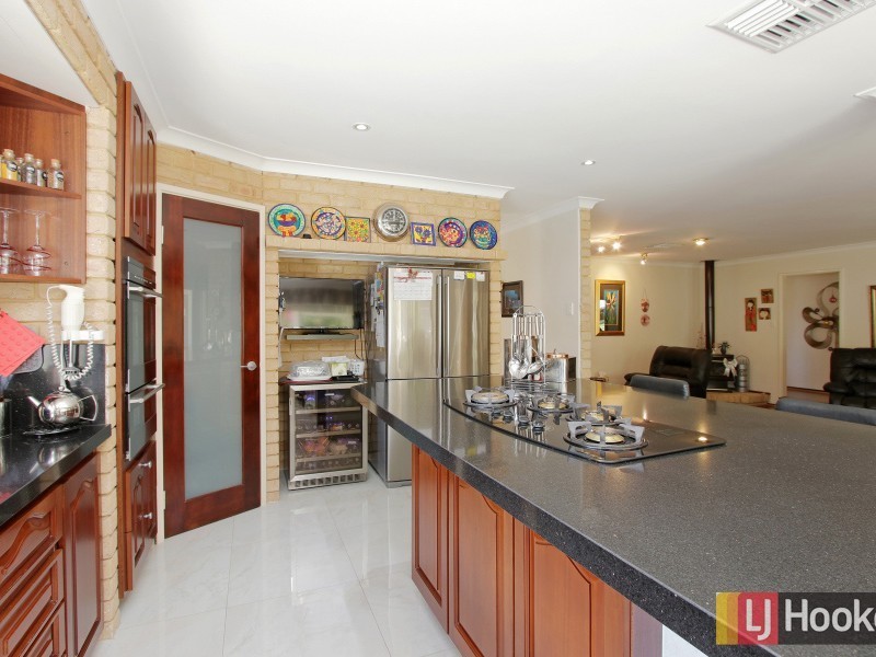 4 Jomar Court, Gosnells WA 6110