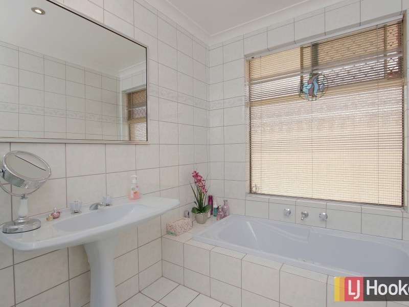 4 Jomar Court, Gosnells WA 6110