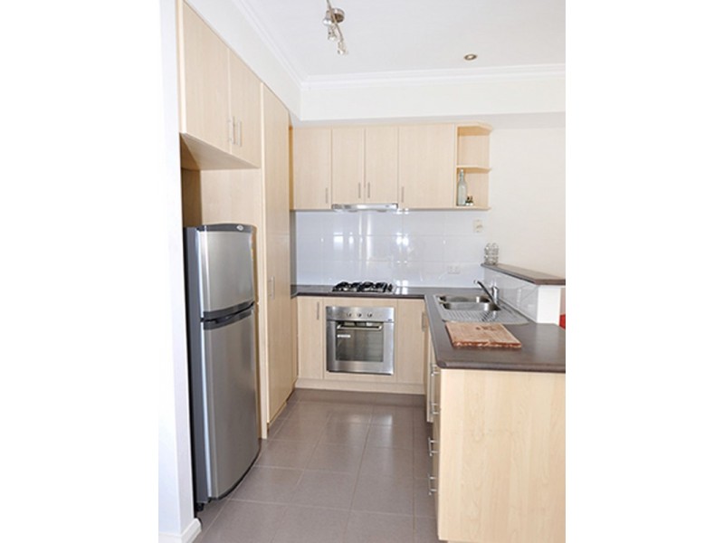 8/12 Leila Street, Cannington WA 6107