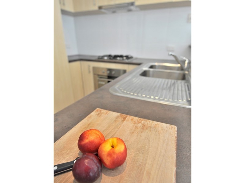 8/12 Leila Street, Cannington WA 6107