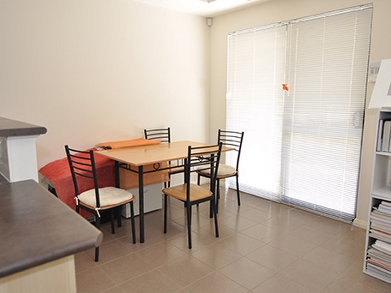 8/12 Leila Street, Cannington WA 6107