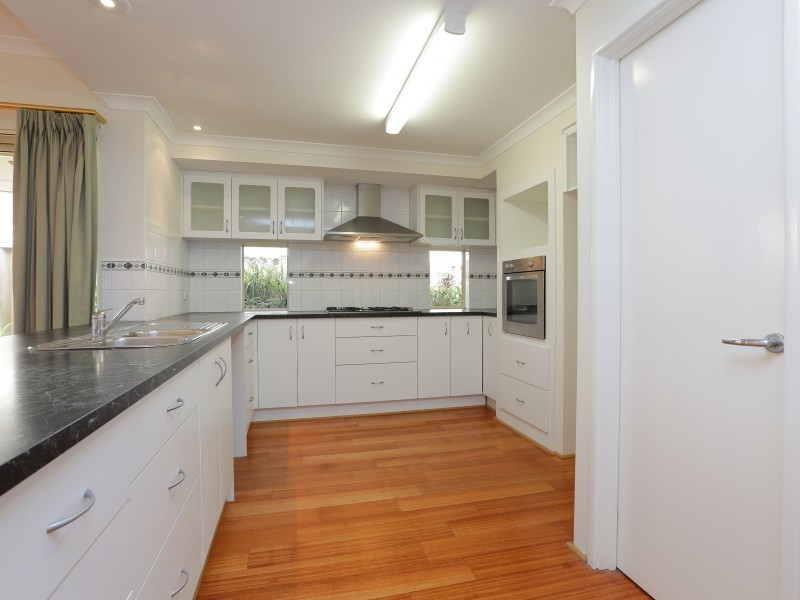 11 Southacre Drive, Canning Vale WA 6155