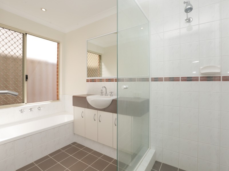 11 Southacre Drive, Canning Vale WA 6155