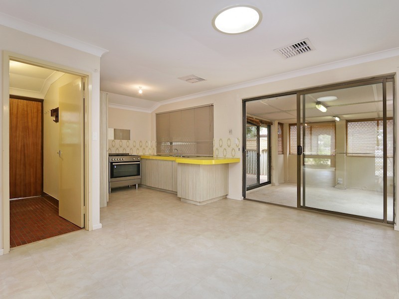 100 Yale Road, Thornlie WA 6108