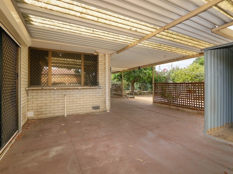 100 Yale Road, Thornlie WA 6108