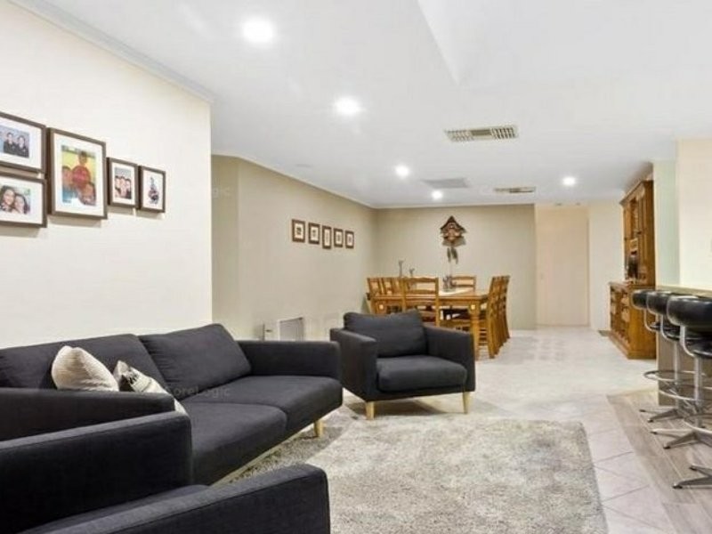 43 Gundaring Turn, Canning Vale WA 6155
