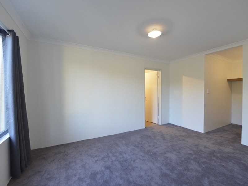 33 Yale Road, Thornlie WA 6108