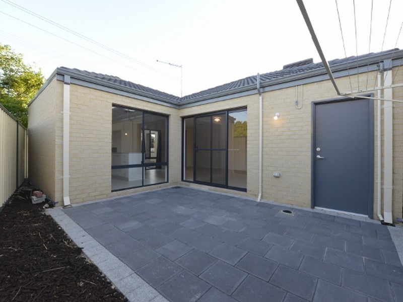 33 Yale Road, Thornlie WA 6108