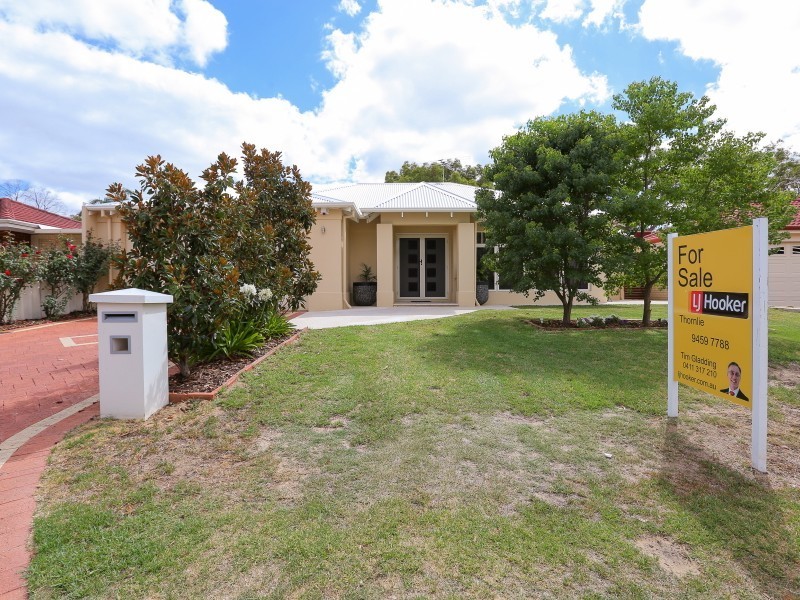 10 Tranquility Place, Maddington WA 6109