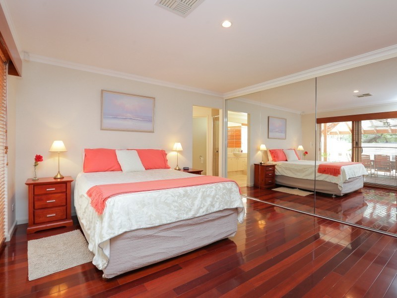 10 Tranquility Place, Maddington WA 6109