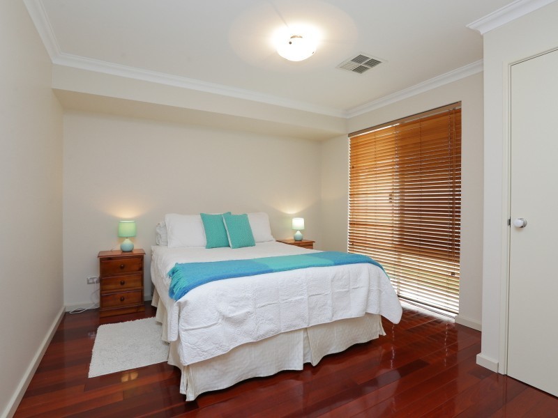 10 Tranquility Place, Maddington WA 6109