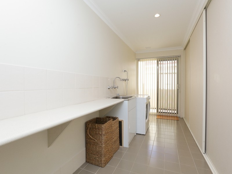 10 Tranquility Place, Maddington WA 6109