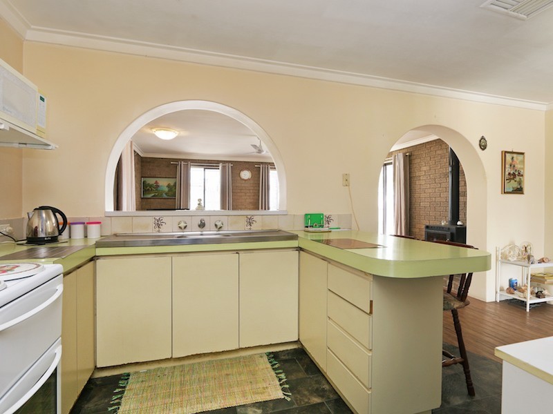 59 Ashburton Drive, Gosnells WA 6110