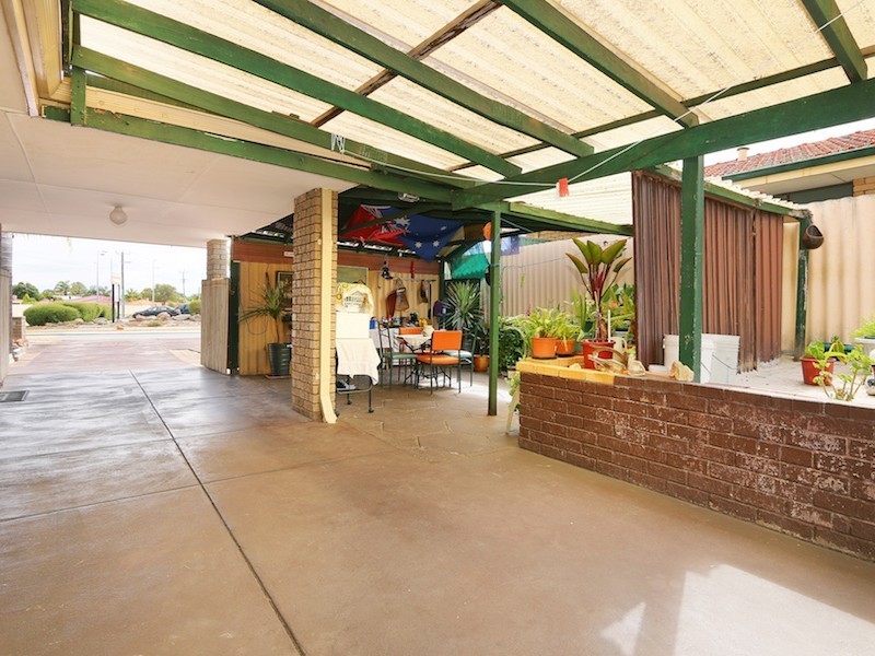 59 Ashburton Drive, Gosnells WA 6110