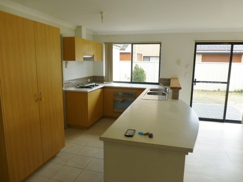 40 Teal Brook Circle, Seville Grove WA 6112