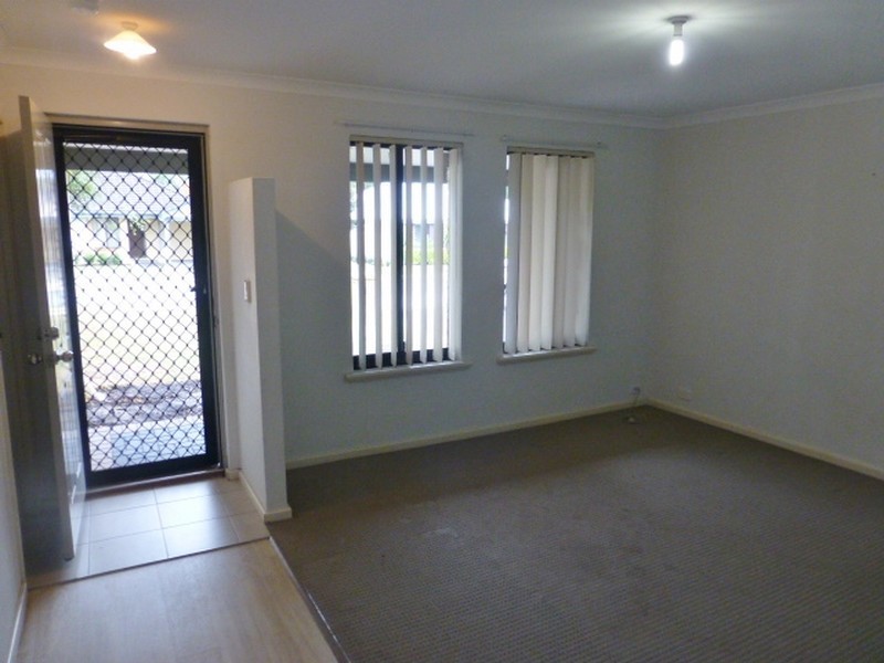 40 Teal Brook Circle, Seville Grove WA 6112