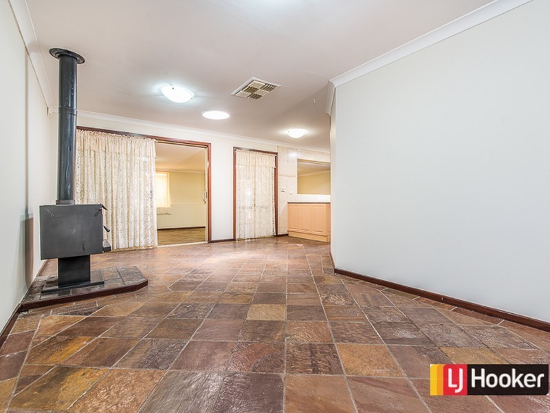 17 Harber Drive, Armadale WA 6112