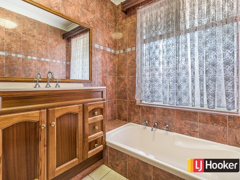 17 Harber Drive, Armadale WA 6112