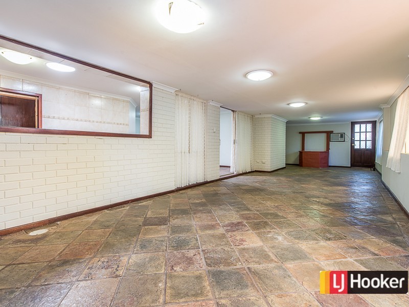 17 Harber Drive, Armadale WA 6112