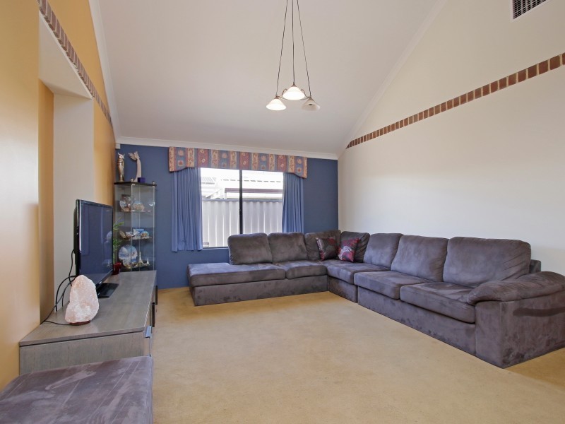 1 Nolan Avenue, Southern River WA 6110