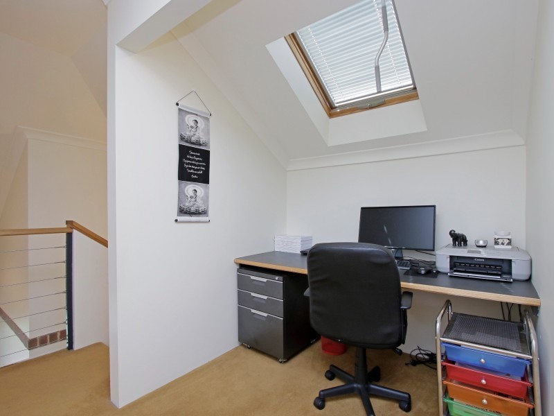 1 Nolan Avenue, Southern River WA 6110