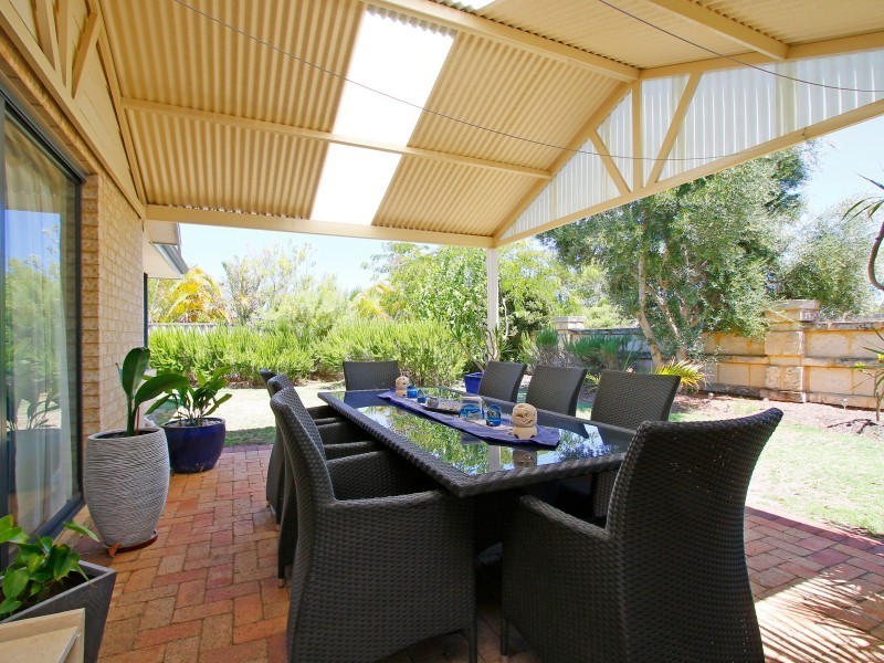 1 Nolan Avenue, Southern River WA 6110