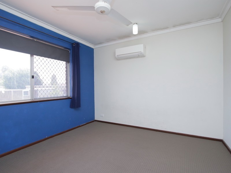 10 Camberley Street, Thornlie WA 6108