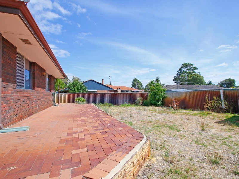 10 Camberley Street, Thornlie WA 6108