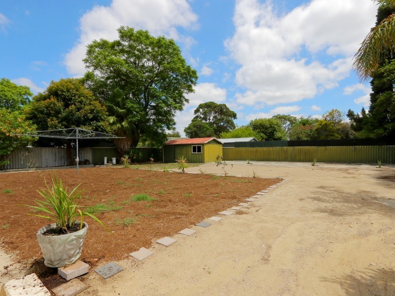 17 Pegus Street, Thornlie WA 6108