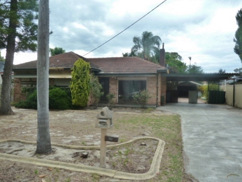 12 Tonbridge Way, Thornlie WA 6108