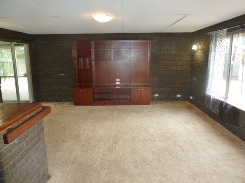 12 Tonbridge Way, Thornlie WA 6108