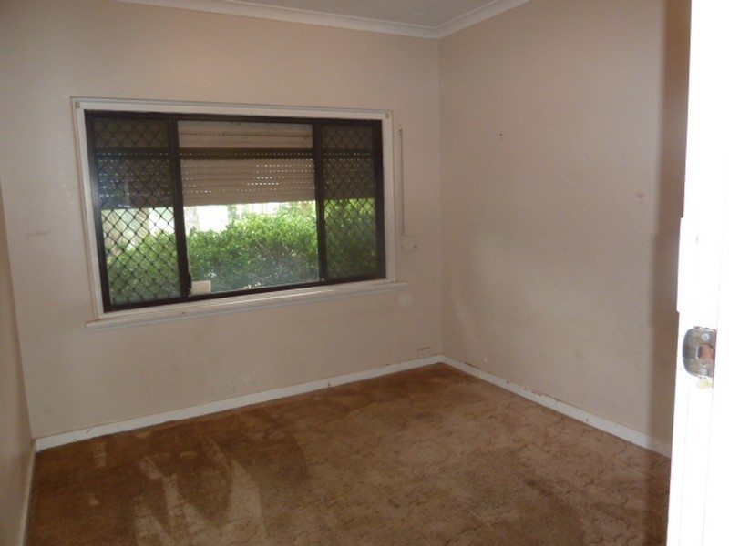 12 Tonbridge Way, Thornlie WA 6108