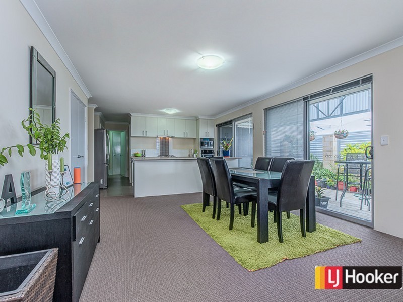 5 Moonlight Court, Huntingdale WA 6110