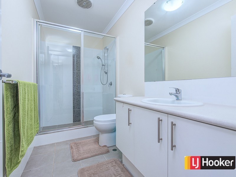 5 Moonlight Court, Huntingdale WA 6110