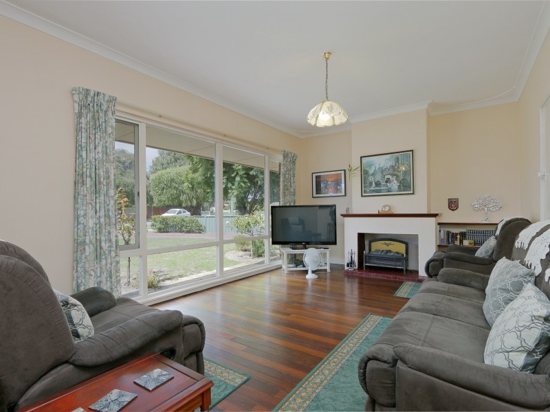 3 Pegus Street, Thornlie WA 6108