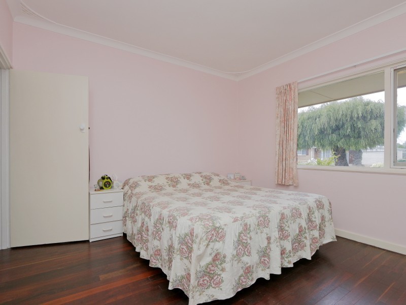 3 Pegus Street, Thornlie WA 6108