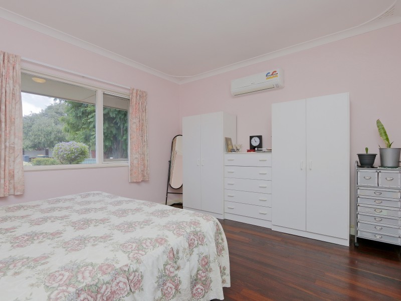 3 Pegus Street, Thornlie WA 6108