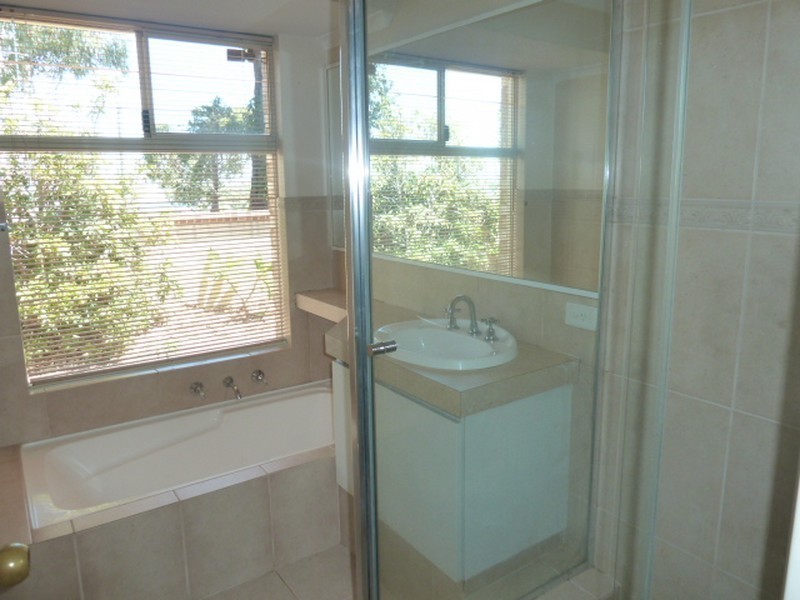 4 Everglades Close, Bibra Lake WA 6163