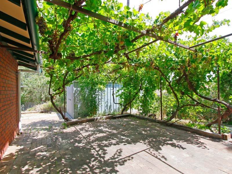 15 Barr Court, Thornlie WA 6108