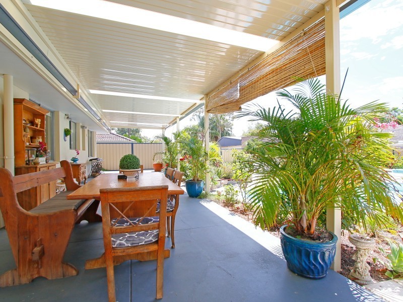 10 Farringdon Way, Huntingdale WA 6110