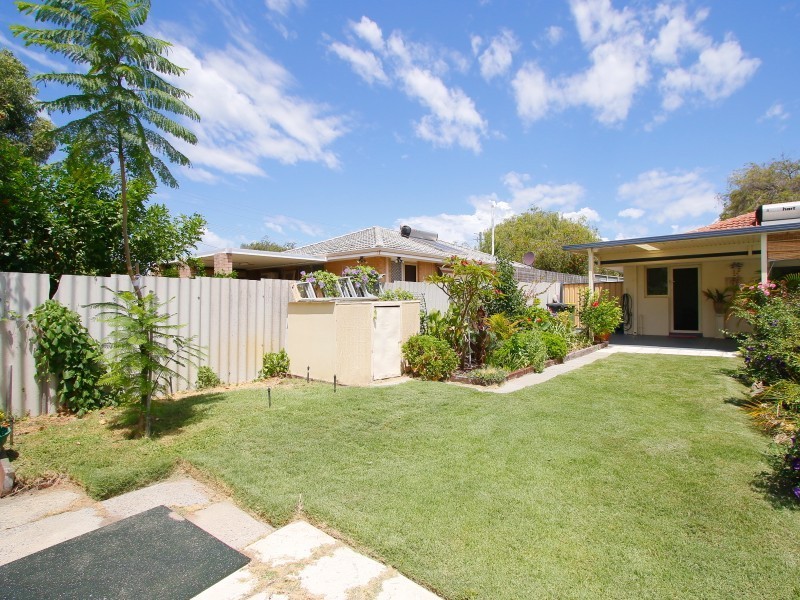10 Farringdon Way, Huntingdale WA 6110