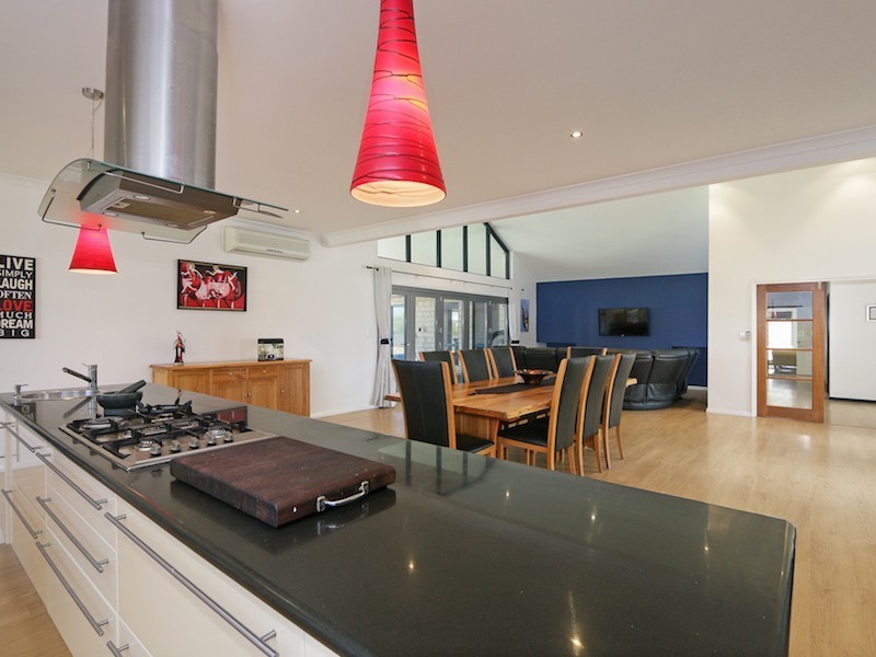 23 Holstein Court, Oakford WA 6121