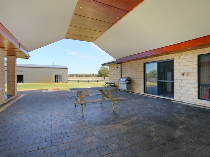 23 Holstein Court, Oakford WA 6121