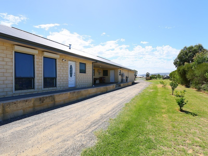 23 Holstein Court, Oakford WA 6121