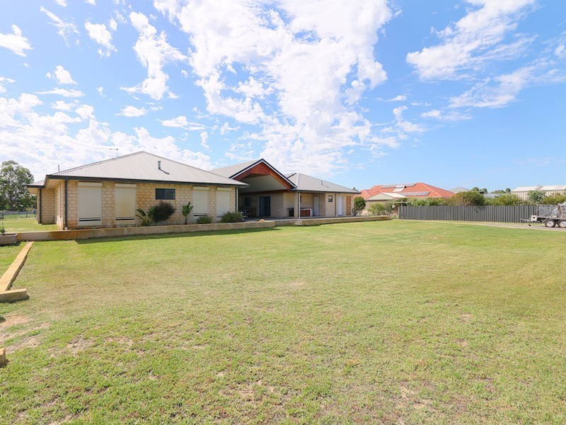 23 Holstein Court, Oakford WA 6121