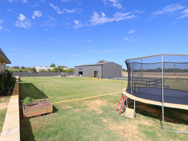 23 Holstein Court, Oakford WA 6121