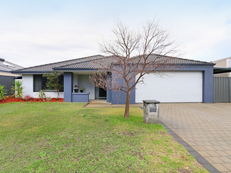 37 Tarradee Circuit, Thornlie WA 6108