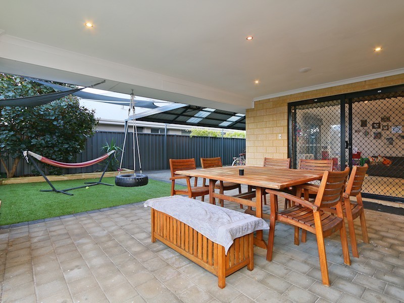 37 Tarradee Circuit, Thornlie WA 6108