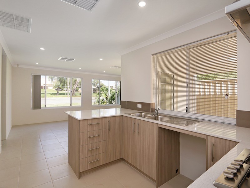 6A Sage Road, Thornlie WA 6108